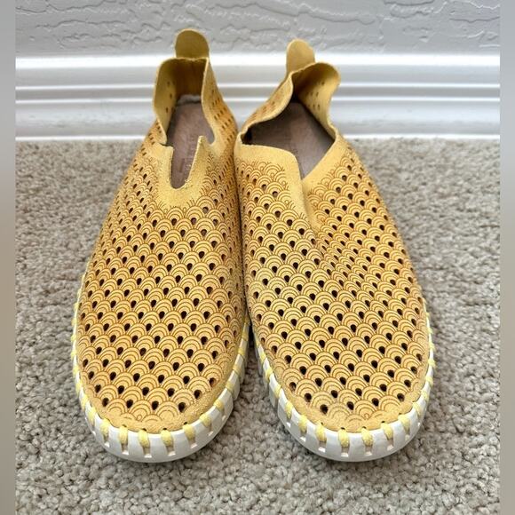 ILSE JACOBSEN | Yellow Perforated Leather Flats Shoes | Size 41 (US 10–10.5) - Picture 4 of 9